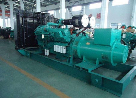 大余800kw康明斯柴油发电机组图片 大余800kw康明斯柴油发电机组图片